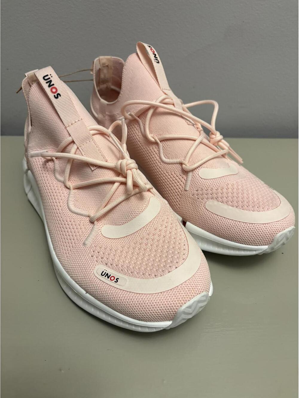 New UNOS Nellonn Dusty Pink Lightweight Sneakers Size 10 Women's Shoes